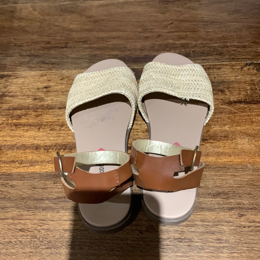 Steve Madden sandal